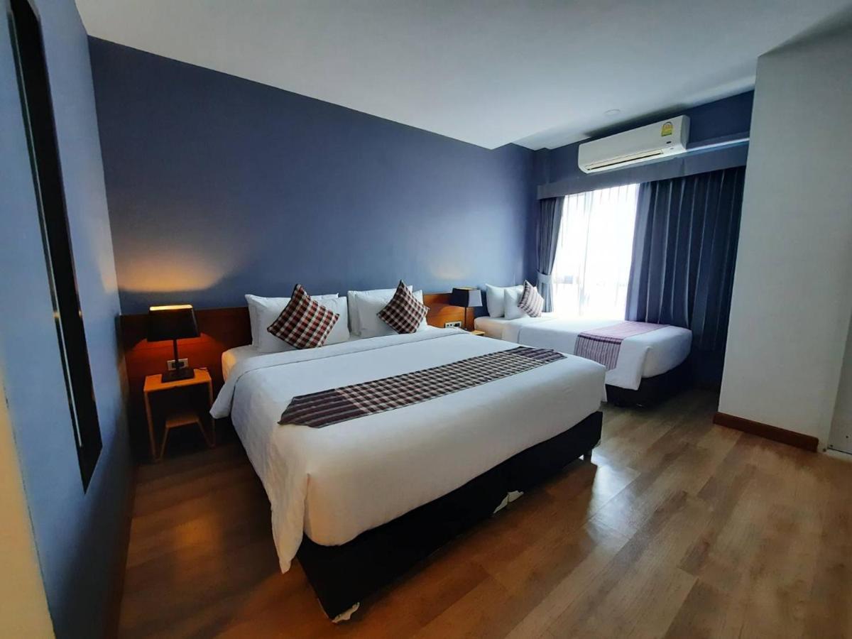 Comet Hotel Сурат-Тхані Екстер'єр фото